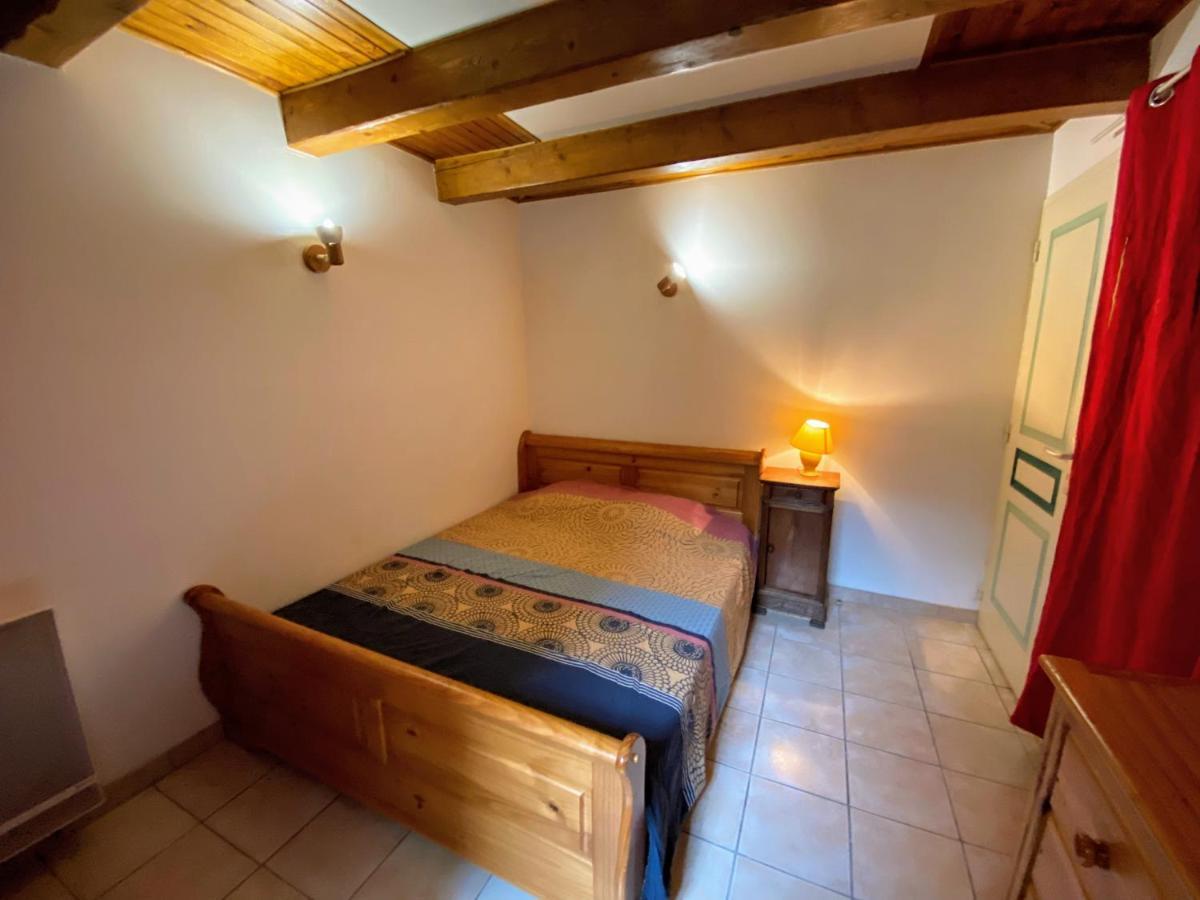Appartement 4 Pers Plein Centre Ville, Wifi, Balcon Laragne-Monteglin Екстериор снимка